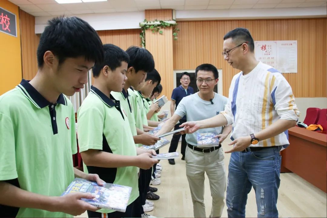 1714958661892107.jpg 1714958661892107.jpg