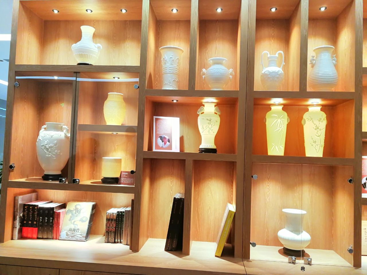 1717733724425450.jpg 1717733724425450.jpg